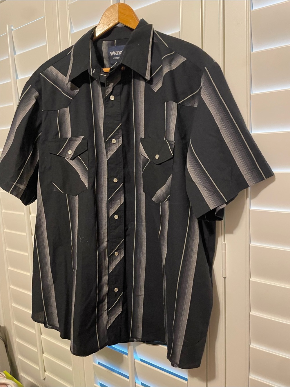 Wrangler short sleeve western shirt, size 1X